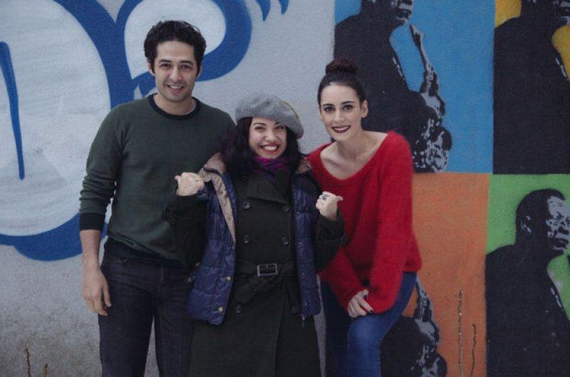 Mert Fırat ve İdil Fırat sözlendi 