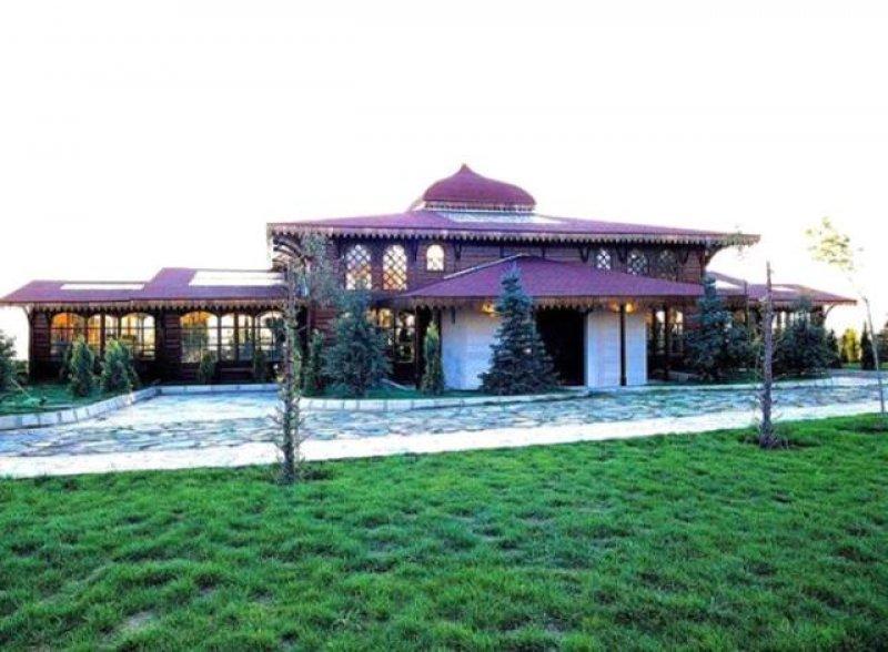 Adnan Oktar'ın Çengelköy'deki lüks evi