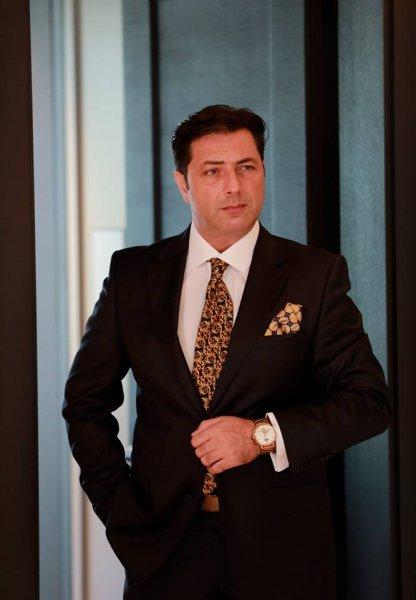 Adnan Oktar grubunun kadrosu