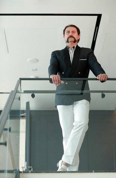 Adnan Oktar grubunun kadrosu