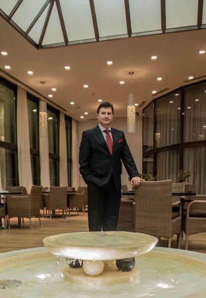 Adnan Oktar grubunun kadrosu