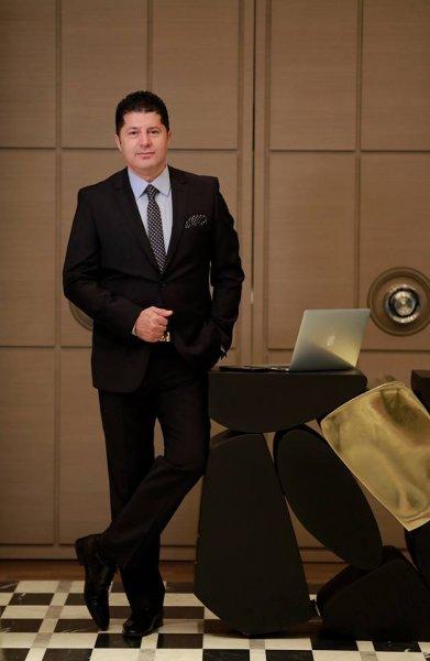 Adnan Oktar grubunun kadrosu