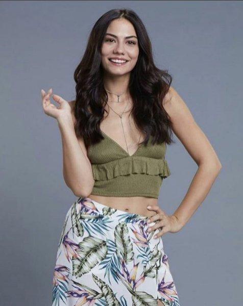 Demet Özdemir tatil özlemini dile getirdi 