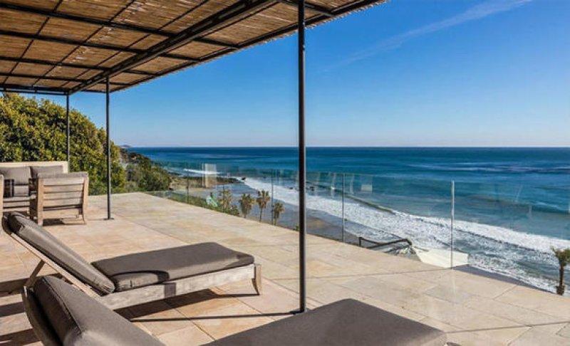 Robbie Williams'ın 20 milyon dolarlık okyanus kıyısındaki yeni evi 