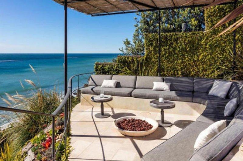 Robbie Williams'ın 20 milyon dolarlık okyanus kıyısındaki yeni evi 