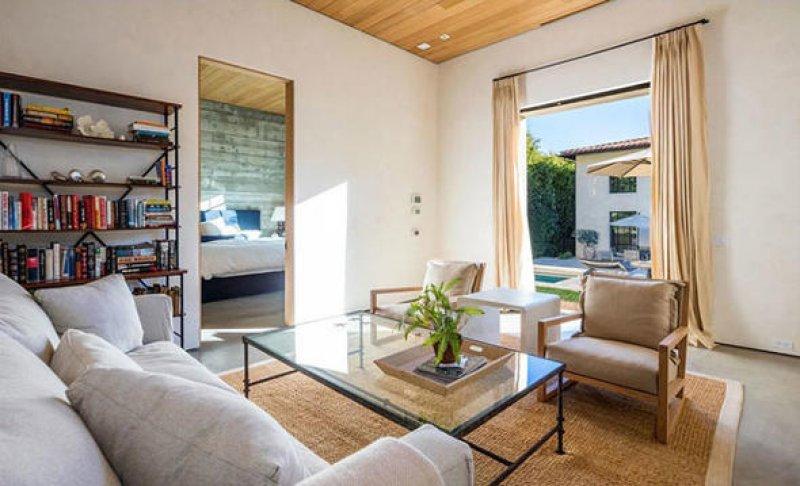 Robbie Williams'ın 20 milyon dolarlık okyanus kıyısındaki yeni evi 