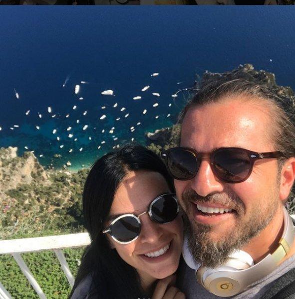 Neslişah Alkoçlar'dan eşi Engin Altan'a duygusal mesaj 