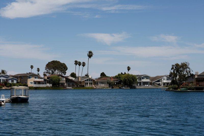 FETÖ'nün para kasası firarilerinin ABD'deki lüks yaşamı