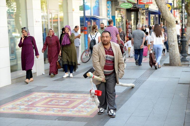 Malatya'nın sevilen ismi "Mercedes Kadir"
