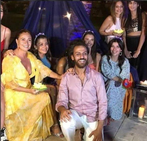 Erkan Kolçak Köstendil ve Cansu Tosun evlendi