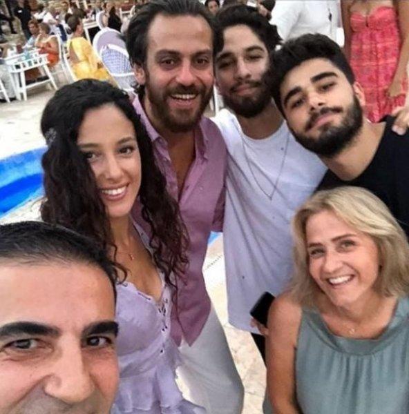 Erkan Kolçak Köstendil ve Cansu Tosun evlendi