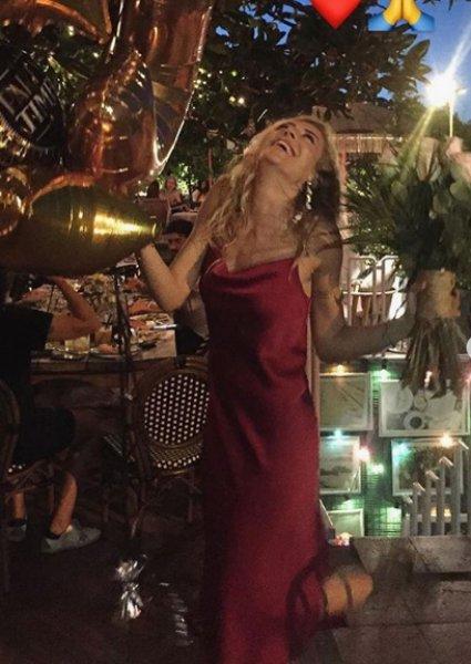 Kenan İmirzalıoğlu'dan eşi Sinem'e sürpriz parti - Resim 9
