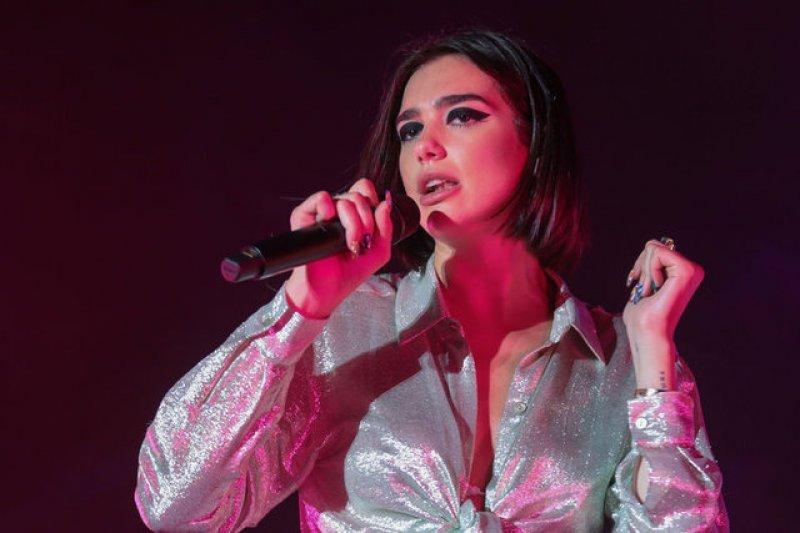 Dua Lipa'dan Türkiye mesajı