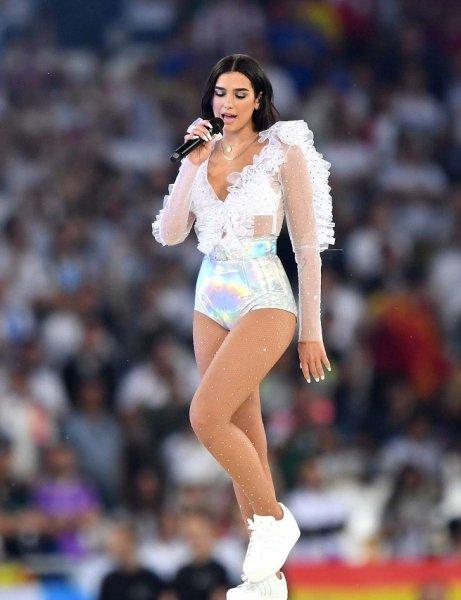 Dua Lipa'dan Türkiye mesajı