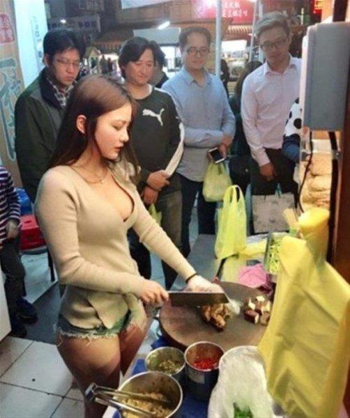 Tayvan'da iflas edecekken kiraladığı garsonla zengin oldu