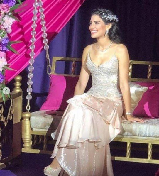 İdil Fırat'ın kına gecesi