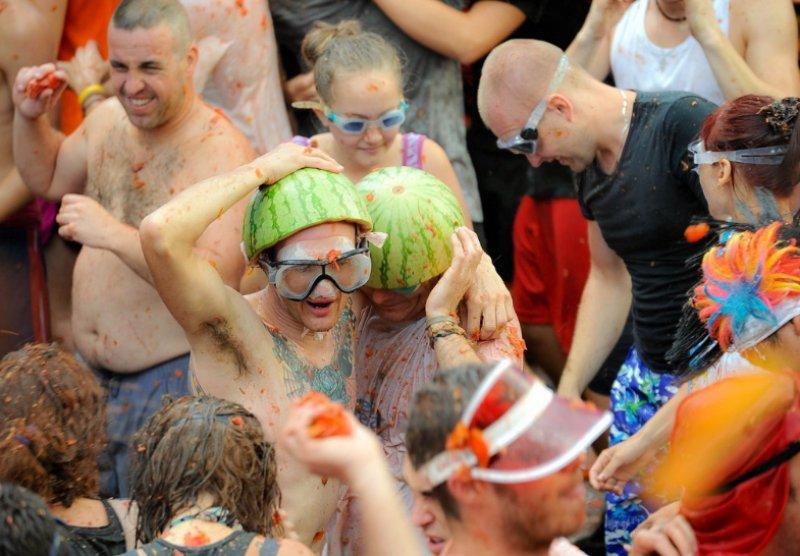 Domates Festivali bu yıl da renkli görüntülere sahne oldu