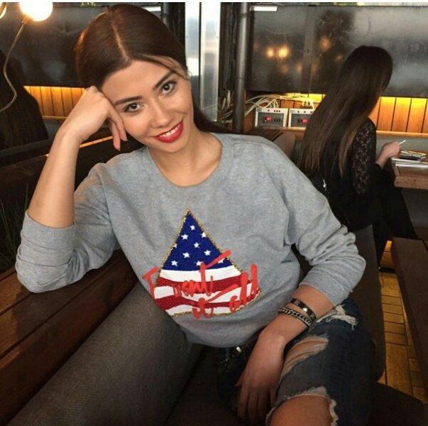 Eski model Ayşenur Özkan unutulma hakkı istedi