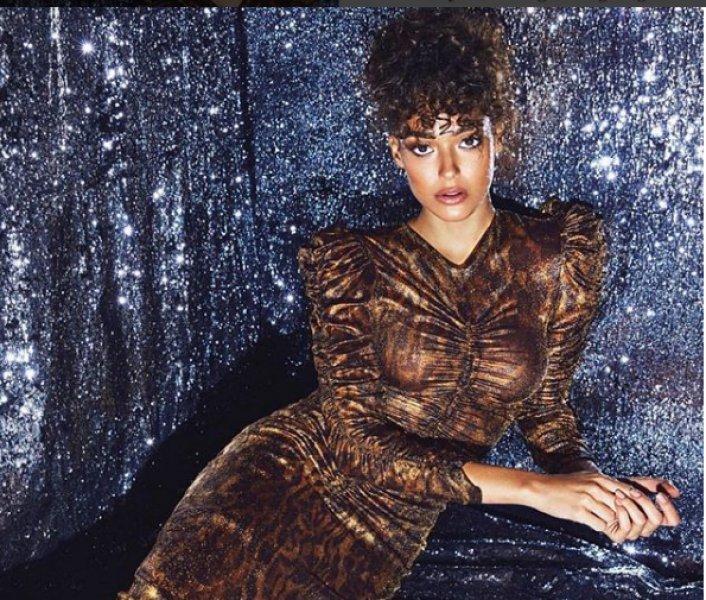 Victoria's Secret seçmelerine katılan ilk Türk Dilan Çiçek Deniz oldu