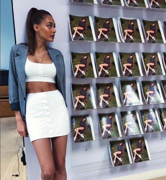 Victoria's Secret seçmelerine katılan ilk Türk Dilan Çiçek Deniz oldu