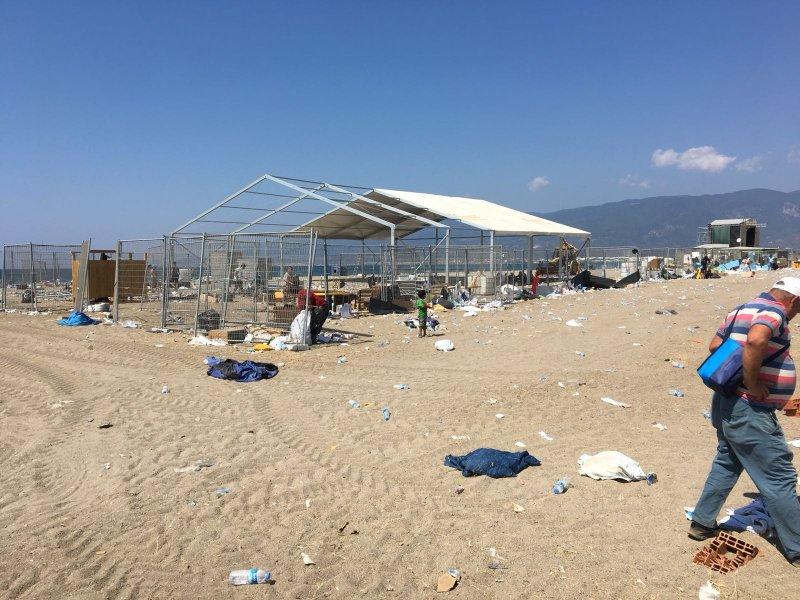 Zeytinli Rock Festivali'nin ardından kalan çöpler