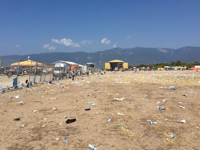 Zeytinli Rock Festivali'nin ardından kalan çöpler