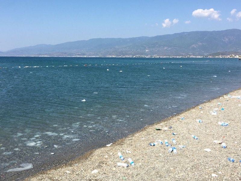 Zeytinli Rock Festivali'nin ardından kalan çöpler