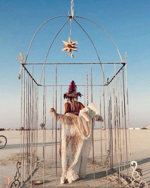 Burning Man festivalinden renkli görüntüler