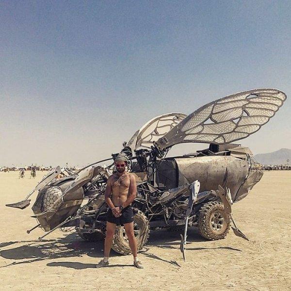 Burning Man festivalinden renkli görüntüler