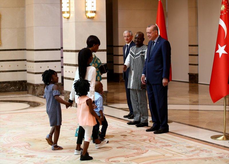Başkan Erdoğan Burkina Faso Büyükelçisi'ni kabul etti