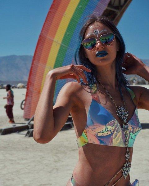 Burning Man festivalinden renkli görüntüler