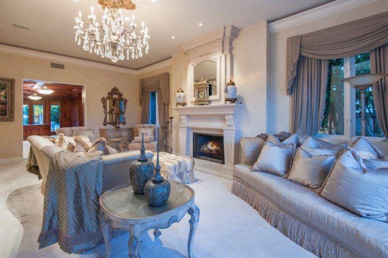 Amerikalı basketbolcu Kobe Bryant evini satıyor