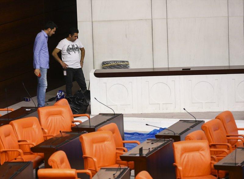 TBMM Genel Kurul Salonu 600 vekil için hazır