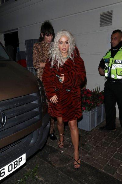 Rita Ora yeniden sarışın oldu 