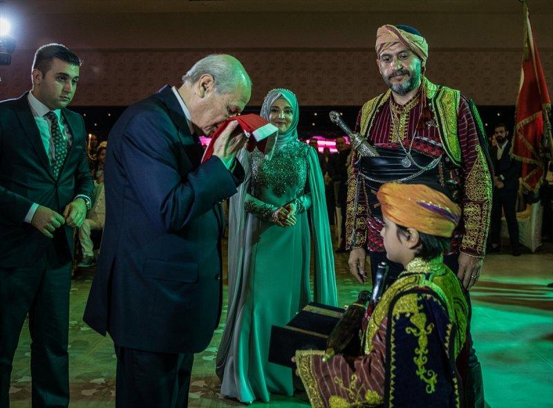 Devlet Bahçeli kirve oldu