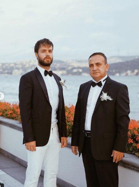 Güzel oyuncu Bensu Soral evlendi 