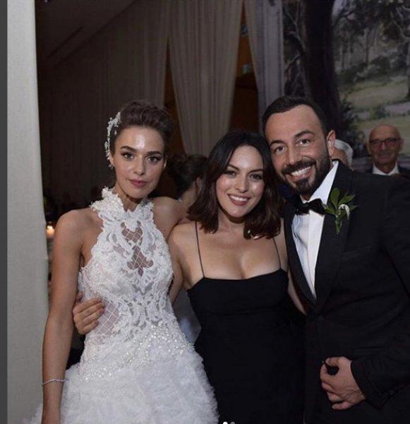 Güzel oyuncu Bensu Soral evlendi 