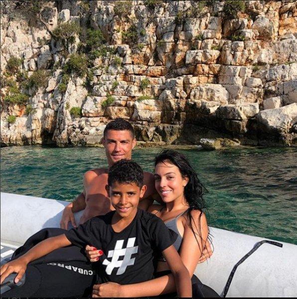 Cristiano Ronaldo tecavüz iddiasına yanıt verdi