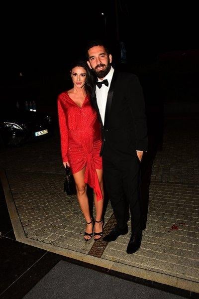 Cenk Öztanık ile Ecem Kazancı'nın düğününe ünlü akını