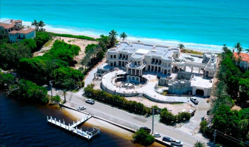 Atlantik kıyısındaki ultra lüks villa satılıyor