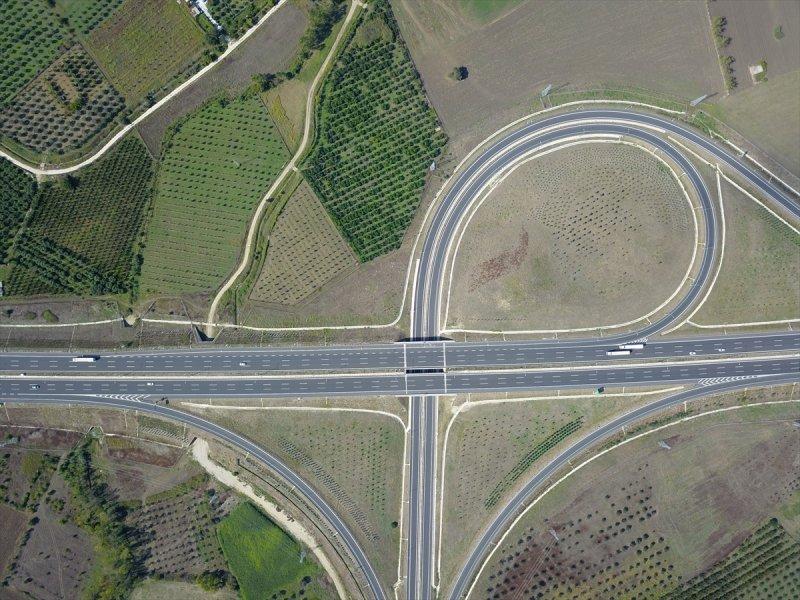 Gebze- Orhangazi- İzmir Otoyolu'nun yüzde 95'i tamamlandı