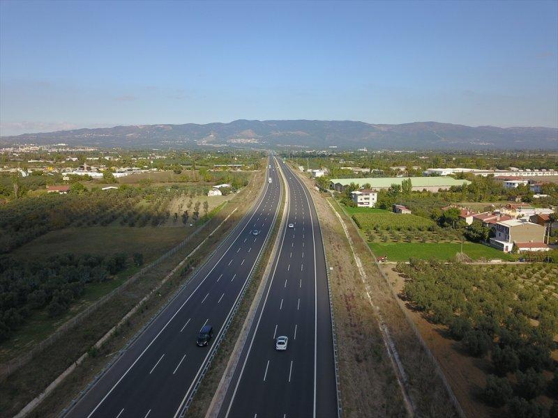 Gebze- Orhangazi- İzmir Otoyolu'nun yüzde 95'i tamamlandı