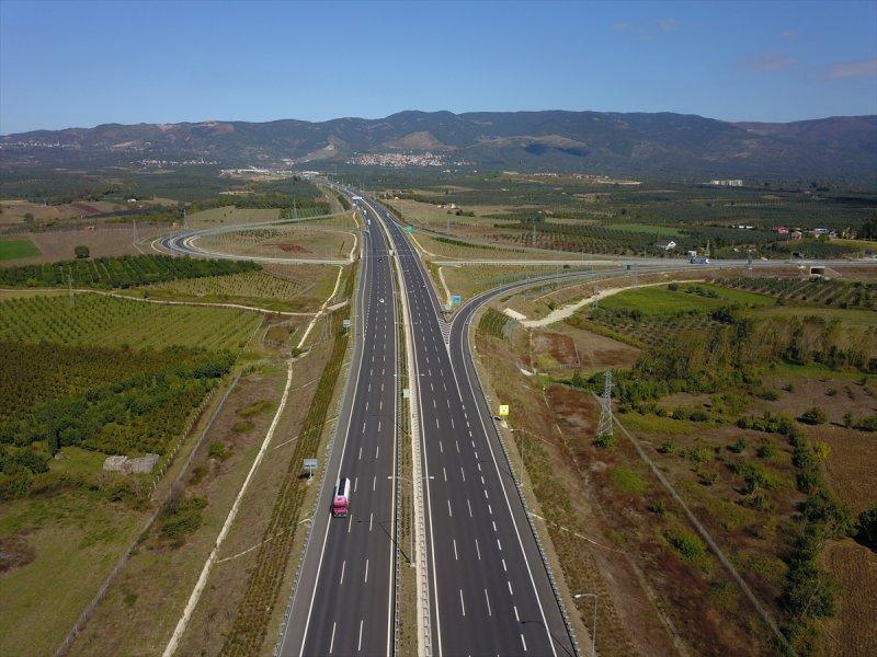 Gebze- Orhangazi- İzmir Otoyolu'nun yüzde 95'i tamamlandı