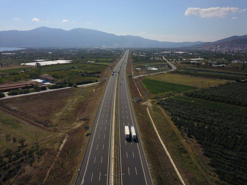 Gebze- Orhangazi- İzmir Otoyolu'nun yüzde 95'i tamamlandı