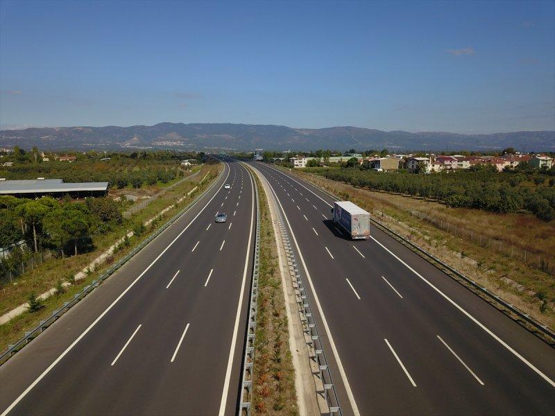Gebze- Orhangazi- İzmir Otoyolu'nun yüzde 95'i tamamlandı