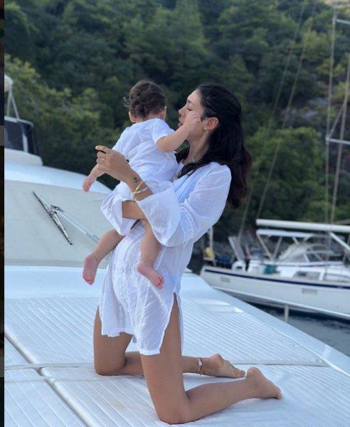 Arda Turan'dan  Berkay'ın eşi Özlem Ada Şahin'e sözlü taciz 