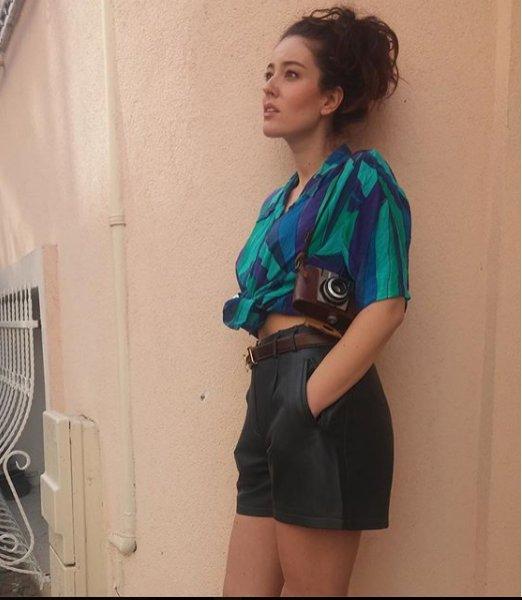 Oyuncu Pelin Akil 3 aylık  hamile 