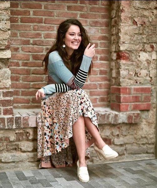 Oyuncu Pelin Akil 3 aylık  hamile 