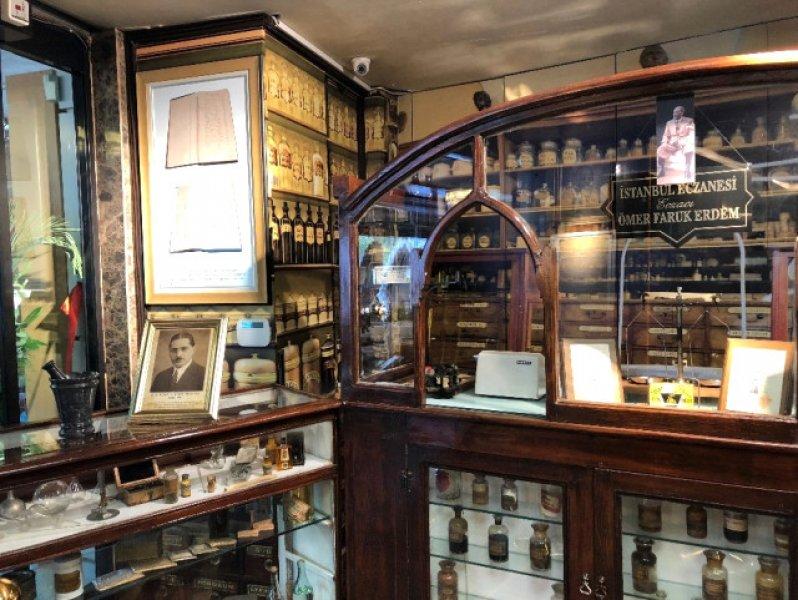 Atatürk'ün Eczanesi müze olarak açıldı