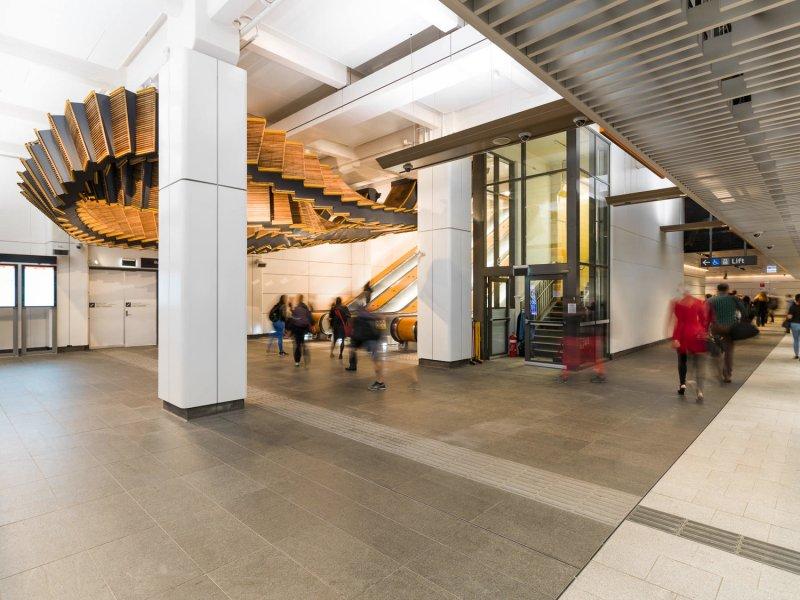  Görsel bir şölene dönüşen Wynyard Tren İstasyonu